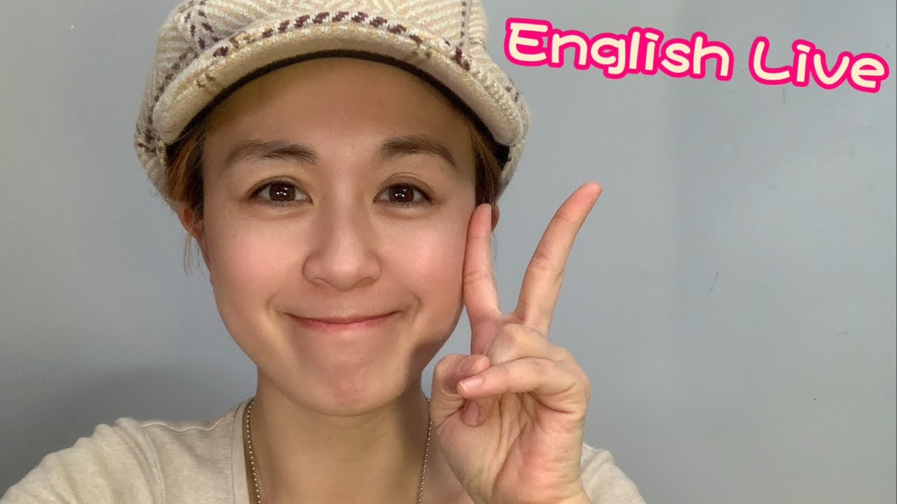 English Live - Let's chat in English about love stories!