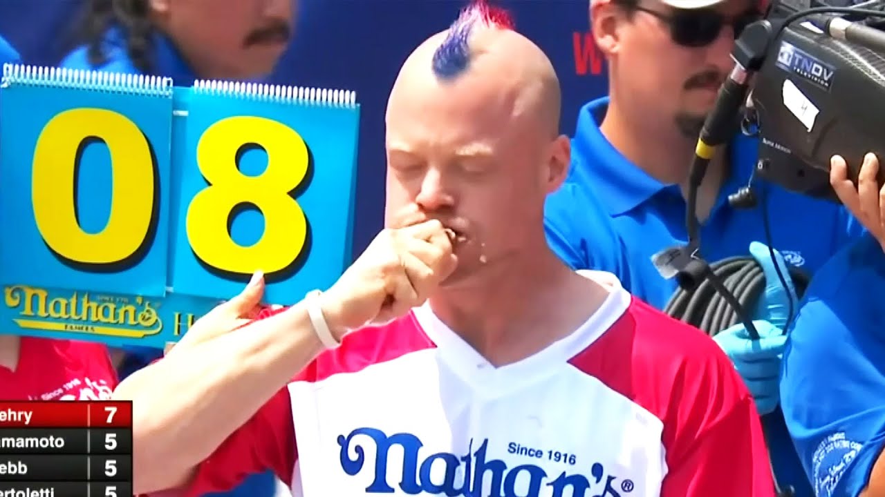 Nathan&rsquo;s Hot Dog Eating Competitor Accused of Cheating