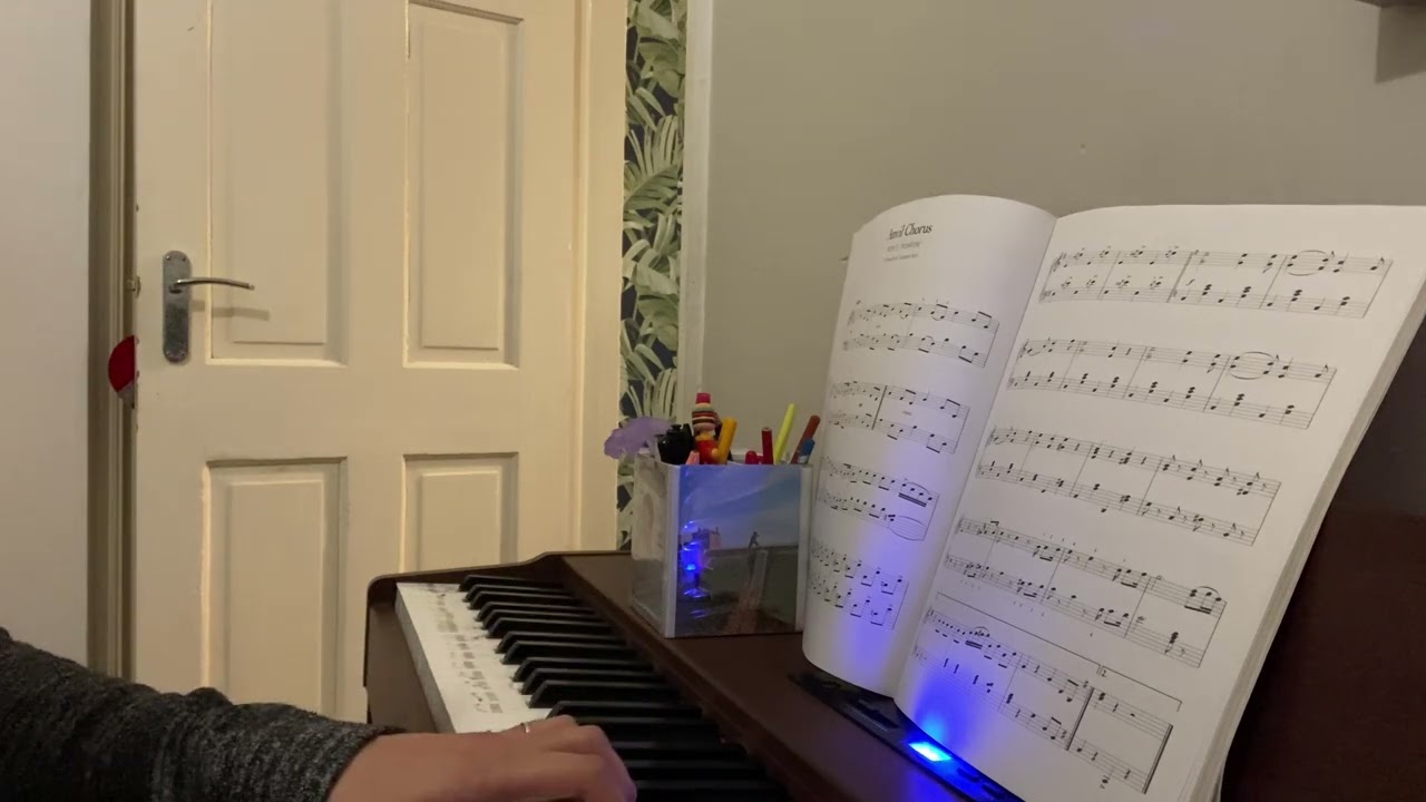 Piano practise session / Anvil Chorus as a piano returner / 1 year progress after 30 year break 