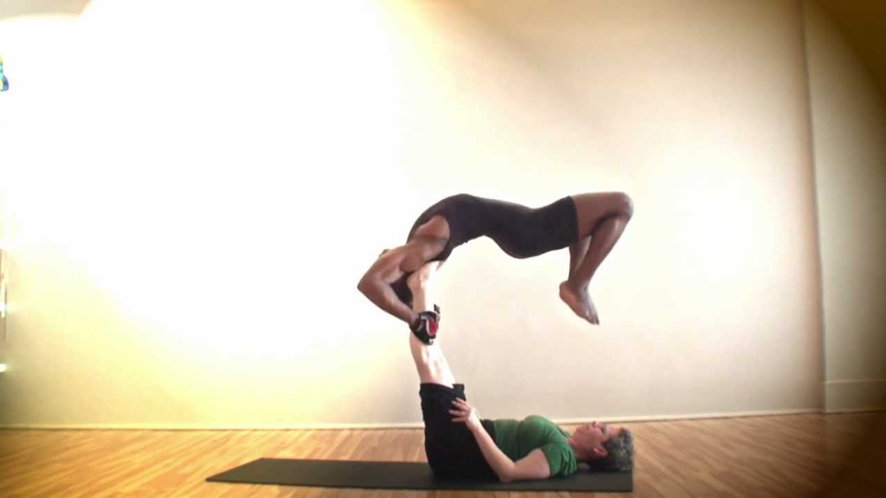 AcroYoga Montreal " Bicycle Flow "
