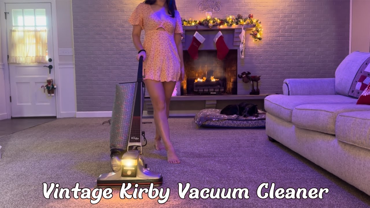 Cozy & Warm ASMR Vacuuming with the Vintage Kirby Heritage II in a Festive Christmas Living Room