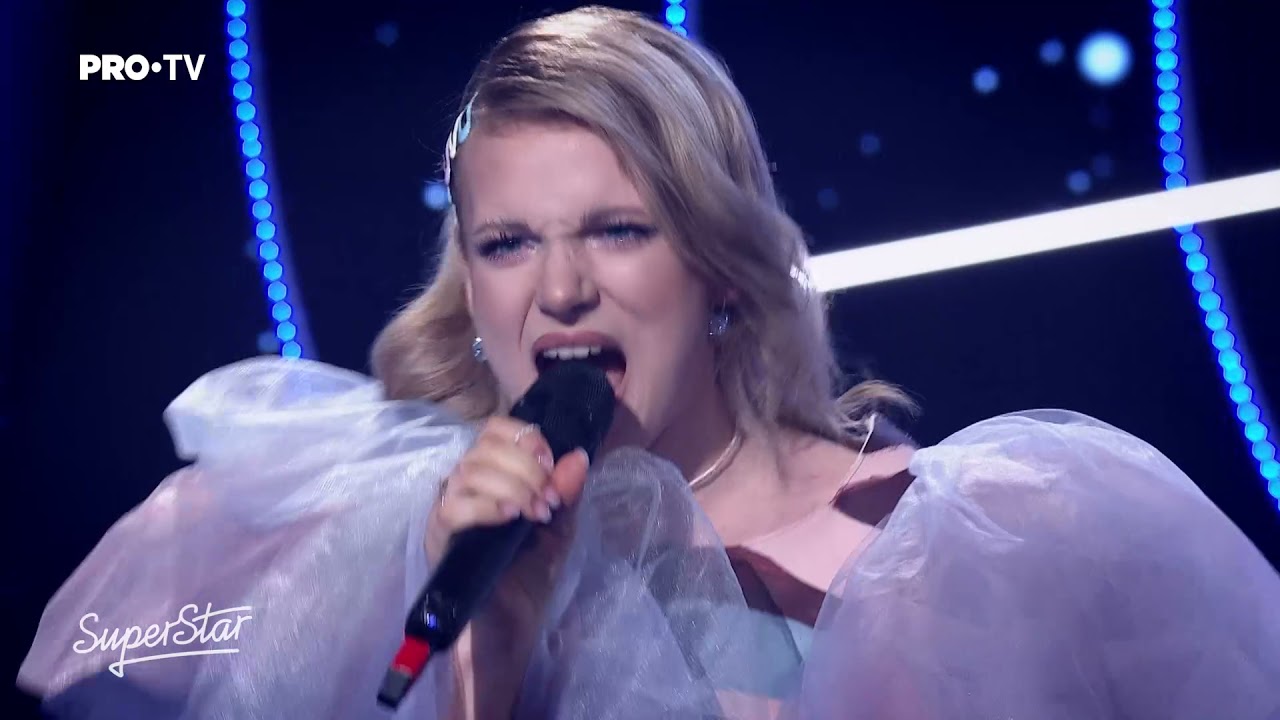 Evelina Negru, cuminte în apariție, dar îndrăzneață în alegerea muzicală  | SUPERSTAR 2021