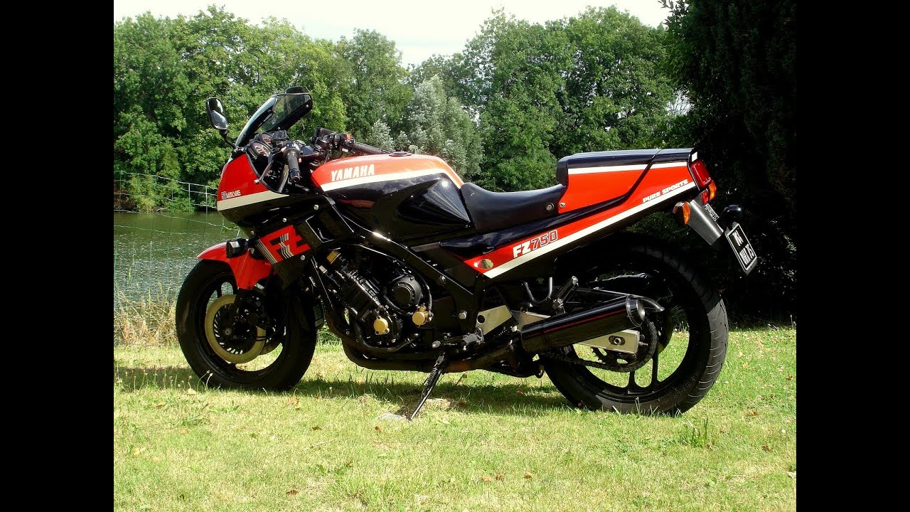 Yamaha FZ 750 Black edition (1985)