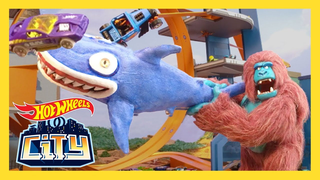 DRAVEN'S MASSIVE MAYHEM! | Hot Wheels City: Season 2 | Episode 10 | @HotWheels