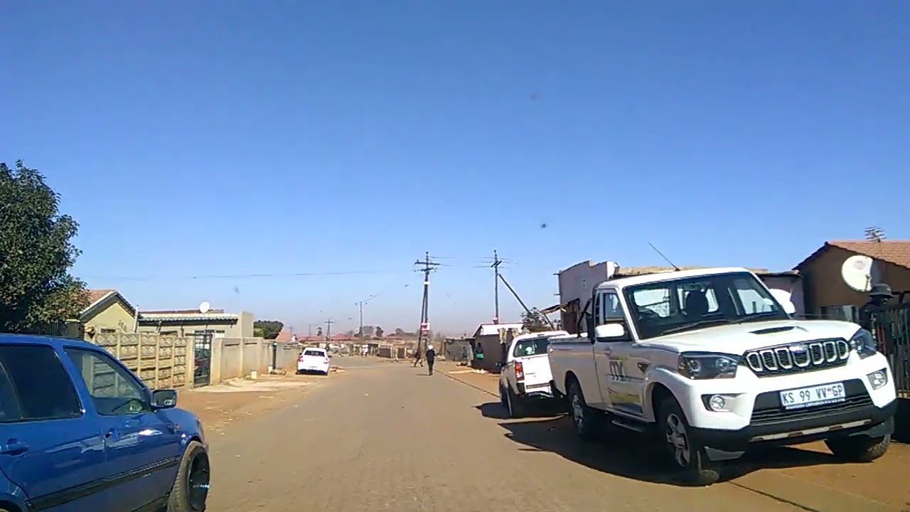 What Emaphupheni Etwatwa looks like?!🏘️🏙️🏜️🏝️🏖️🌋🏔️🌏🗻🛤️🏕️ 🪻🌷🌼🌻🌺🥀🌹🪷💮🌸💐🐝 Moja Love Team Travel 🧳🗽🌴👑