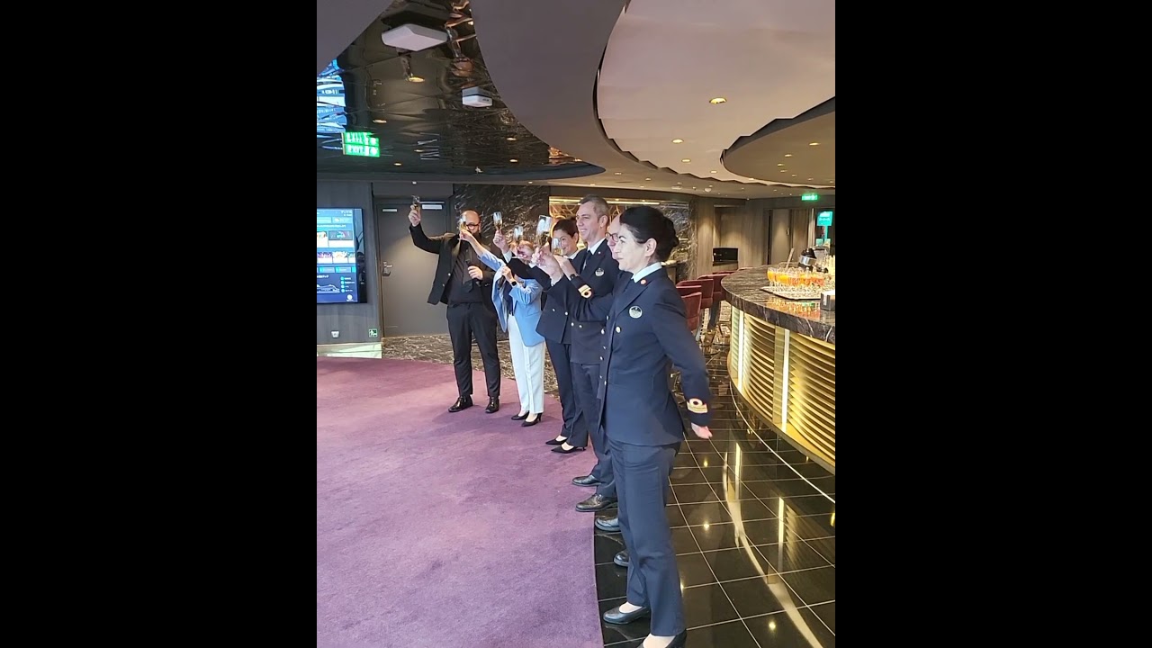 🚢MSC BELLISSIMA 榮耀號 16樓 YACHT CLUB 歡迎船長❤️