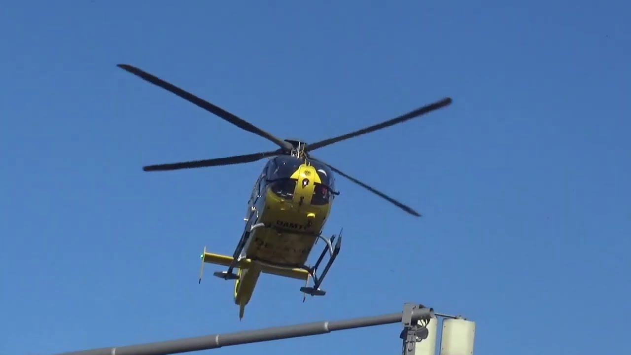 Landung+Start Christophorus 9 und Straßensperrung// Arbeitsunfall // Feuerwehr-und Rettungseinsatz