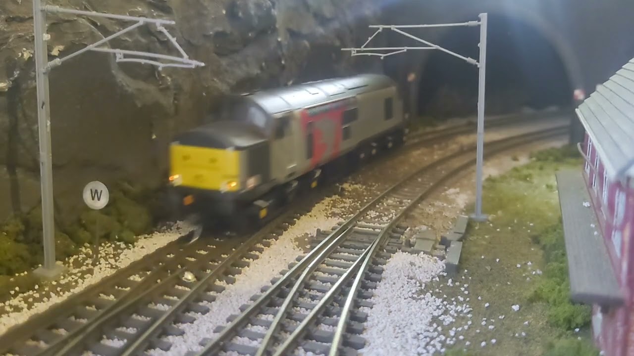 Back garden humberstone garden railway OO Gauge