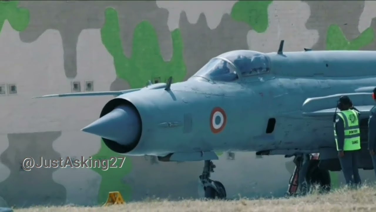 MiG-21 Completes Its Final Operational Run #trending #viral #youtubeshorts #aviation #India #shorts 