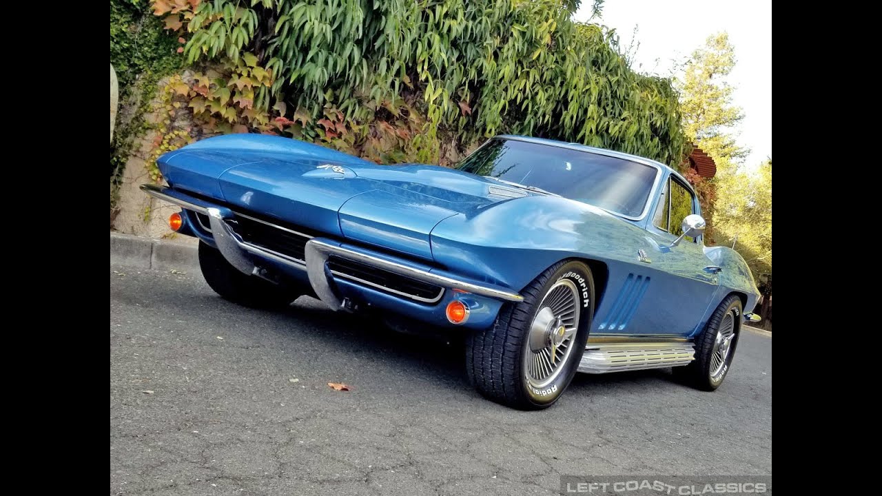 1965 Chevrolet Corvette C2 StingRay in Nassau Blue