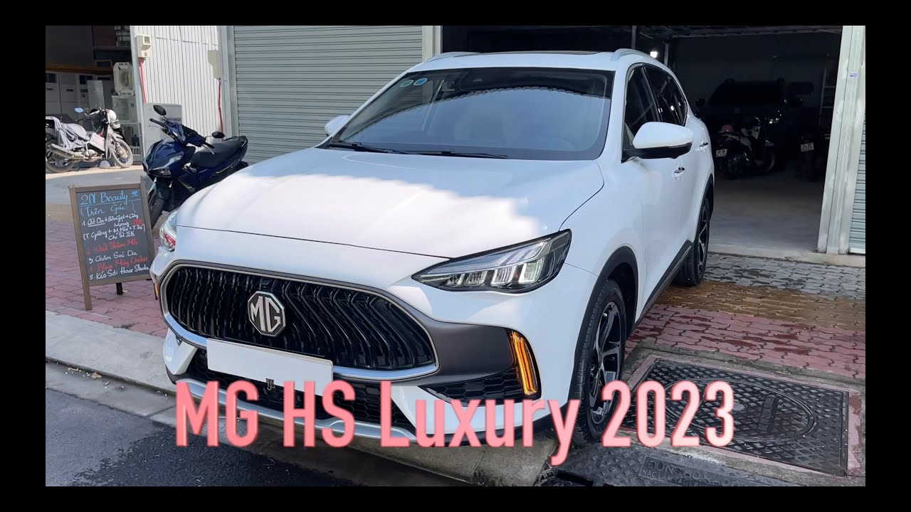 MG HS Luxury 2023 - 15.000 km