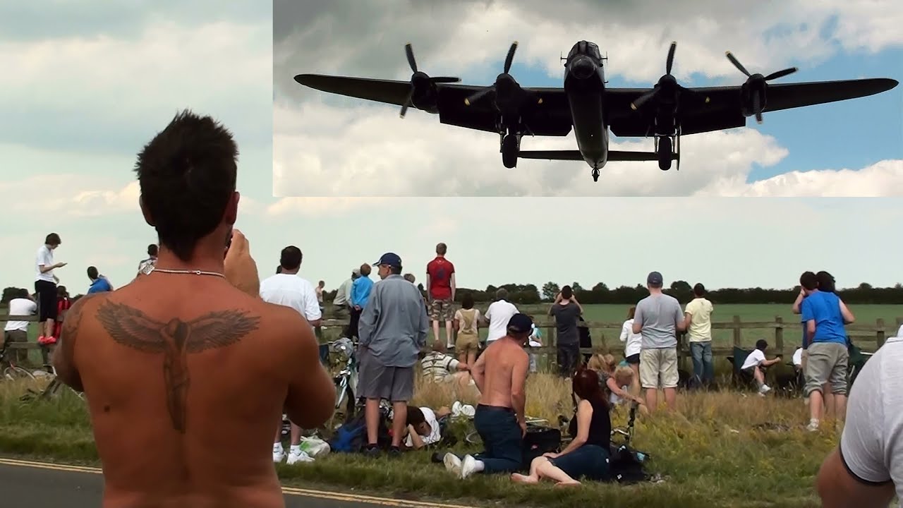 🇬🇧 Low Lancaster Bomber Flying Over British Airshow Fans To Land 🇬🇧