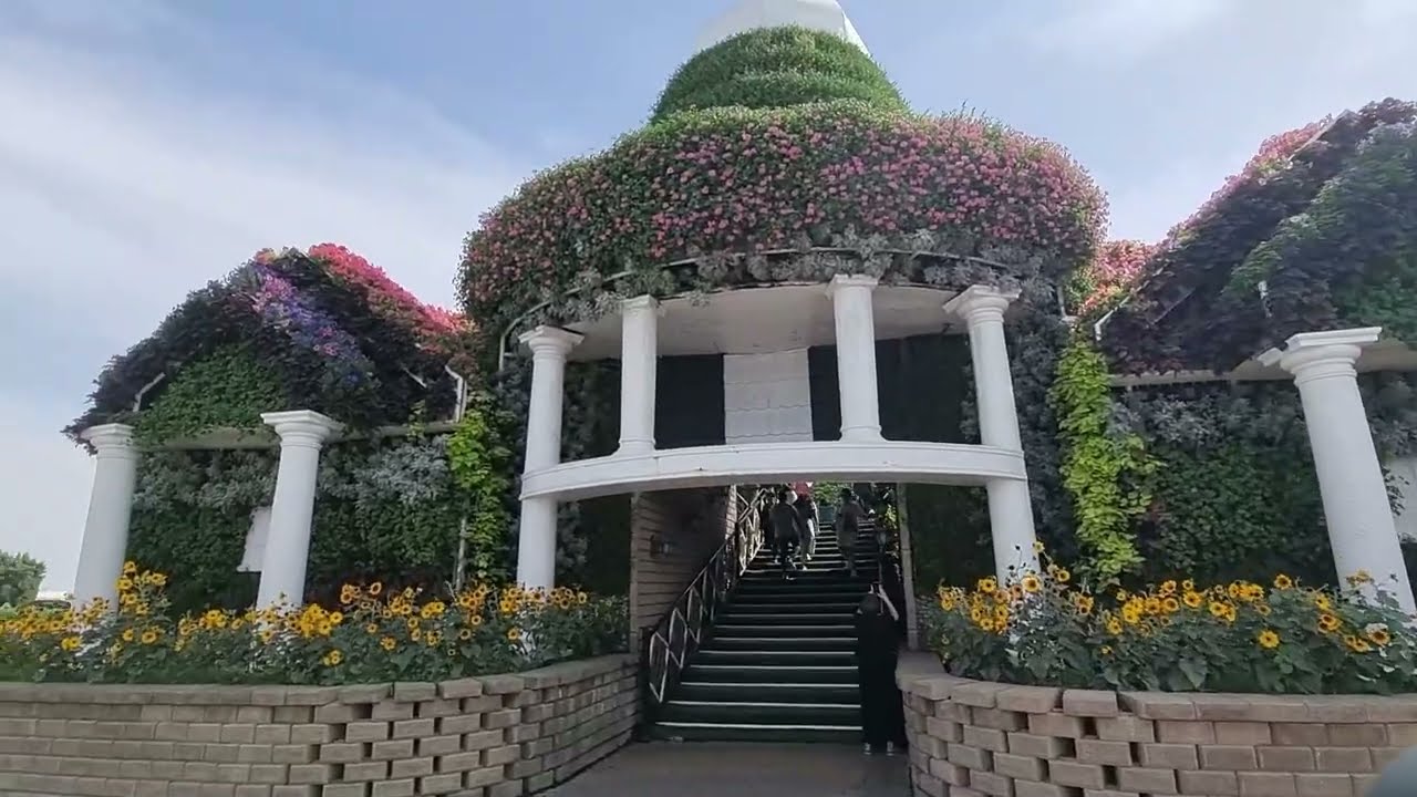 Dubai Miracle Garden
