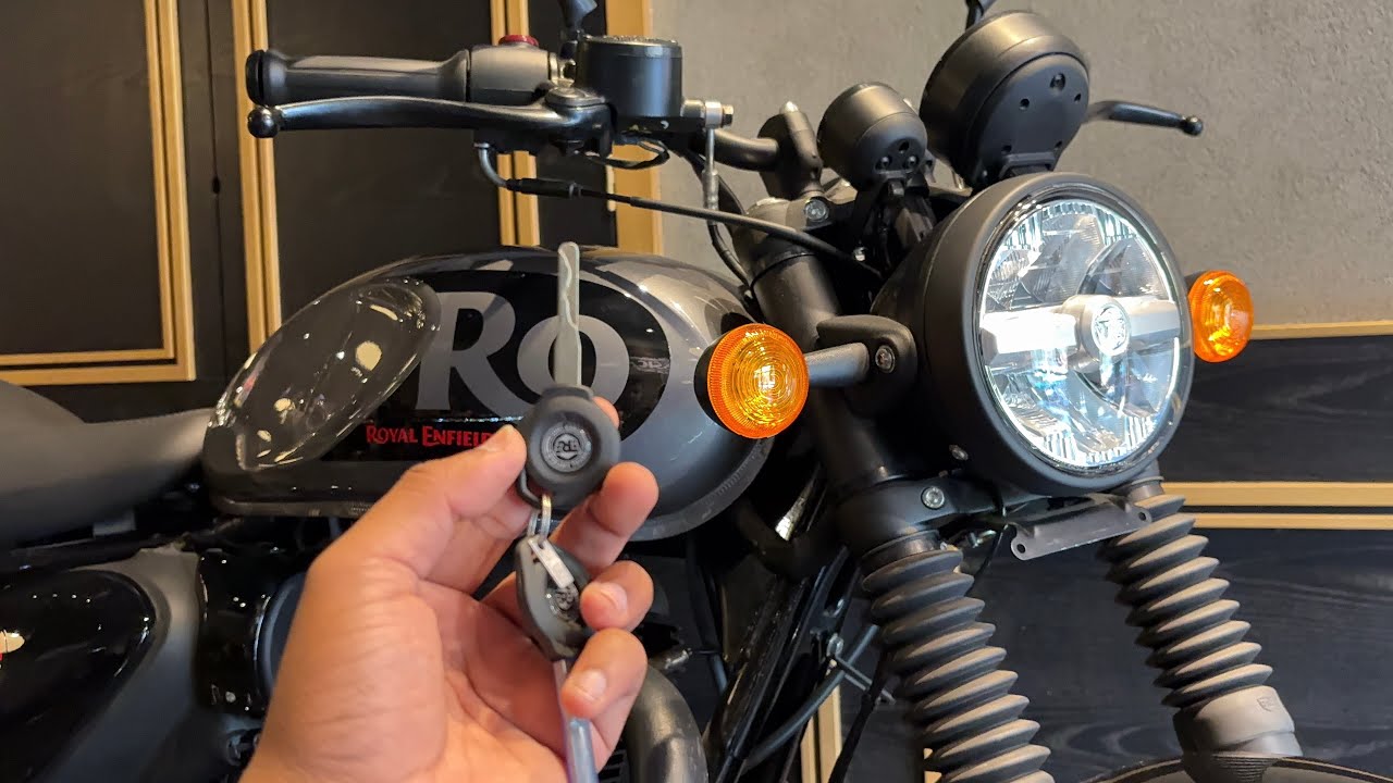 Royal Enfield Hunter 350 Updated Dapper Grey 2025: Slipper Clutch, LED Headlight & On Road Price ?
