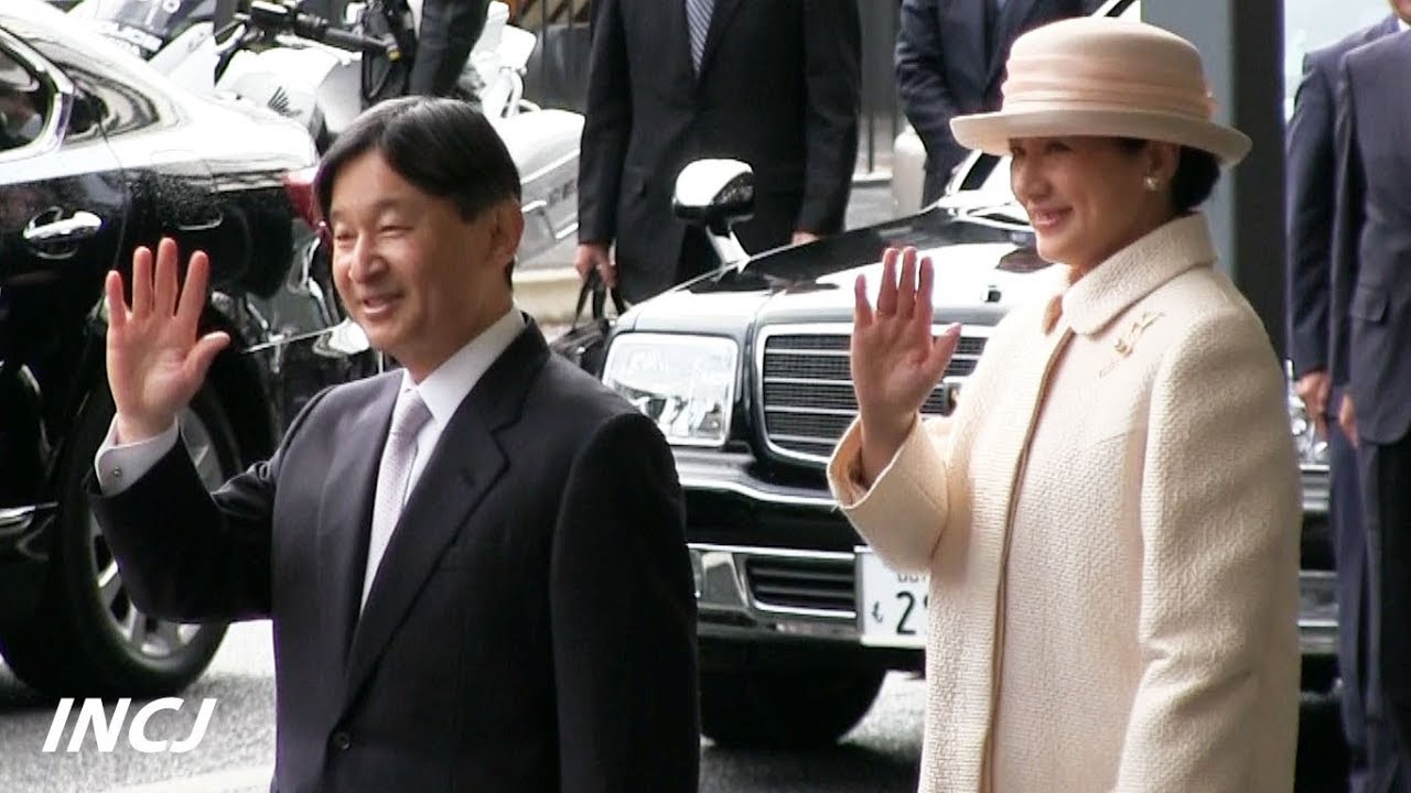 天皇皇后両陛下 奈良・京都訪問を終えられご帰京へ 京都駅 Emperor and Empress at Kyoto Station
