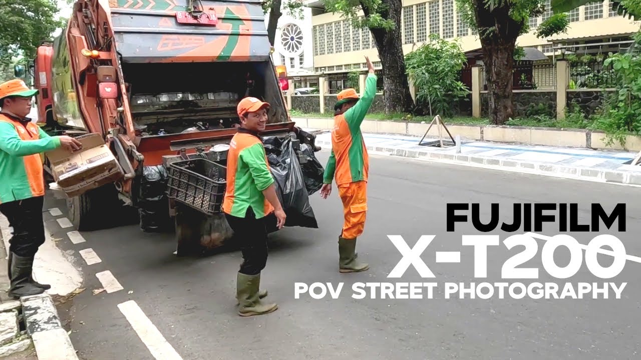 Fujifilm X-T200 | POV Street Photography Jakarta