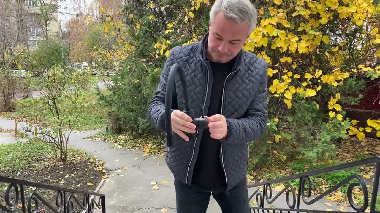 Рефлекторний змішувач,5543 FLEXA .Матовий чорний. Гнучкий шланг.HELIKA