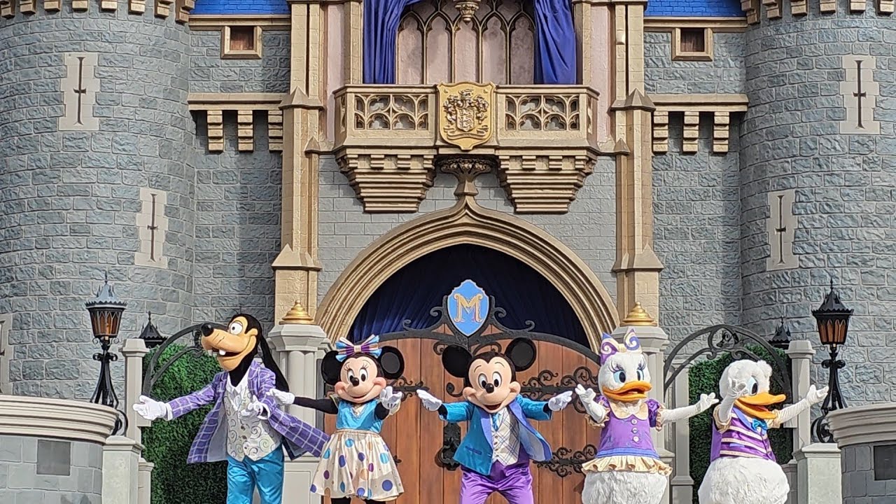 Mickey's Magical Friendship Faire 12/11/2024