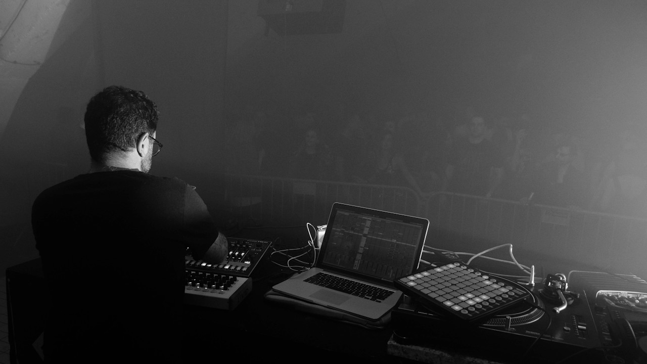 Aril Brikha Live Set for Music Reactions @ Drugstore 07.04.2017 Belgrade, RS