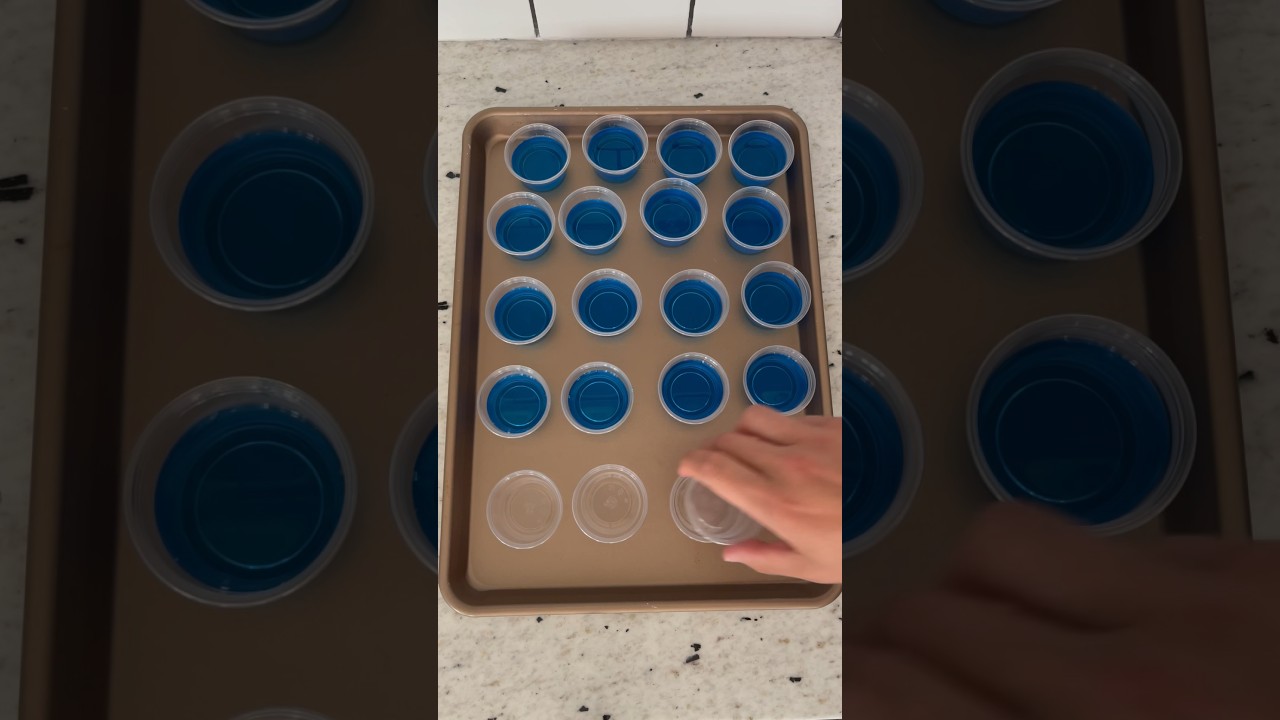 4th of July Jell-O shots recipe #july4th #julyfourth #jelloshots #drinkrecipe