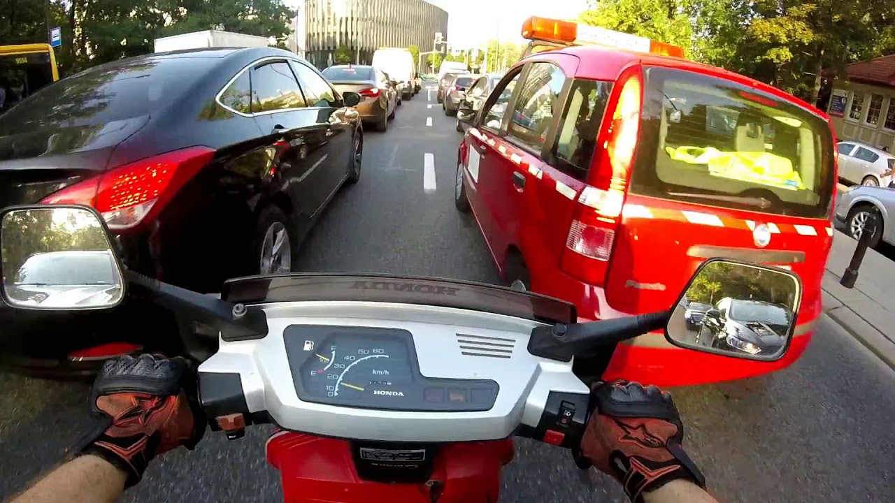 Honda Lead AF01 korki  & inne sytuacje drogowe - Warszawa