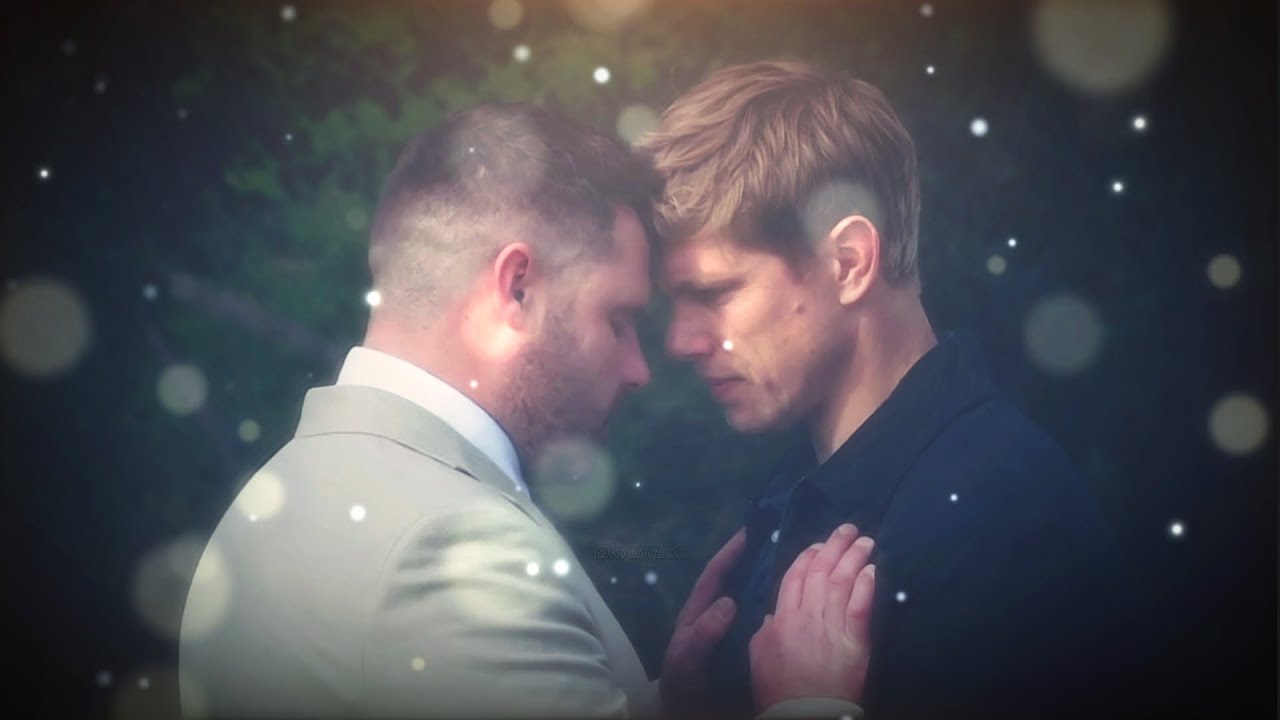 Aaron and Robert (Robron) - Only Love Can Hurt Like This #love #lovestory #kiss #music #edit #robron