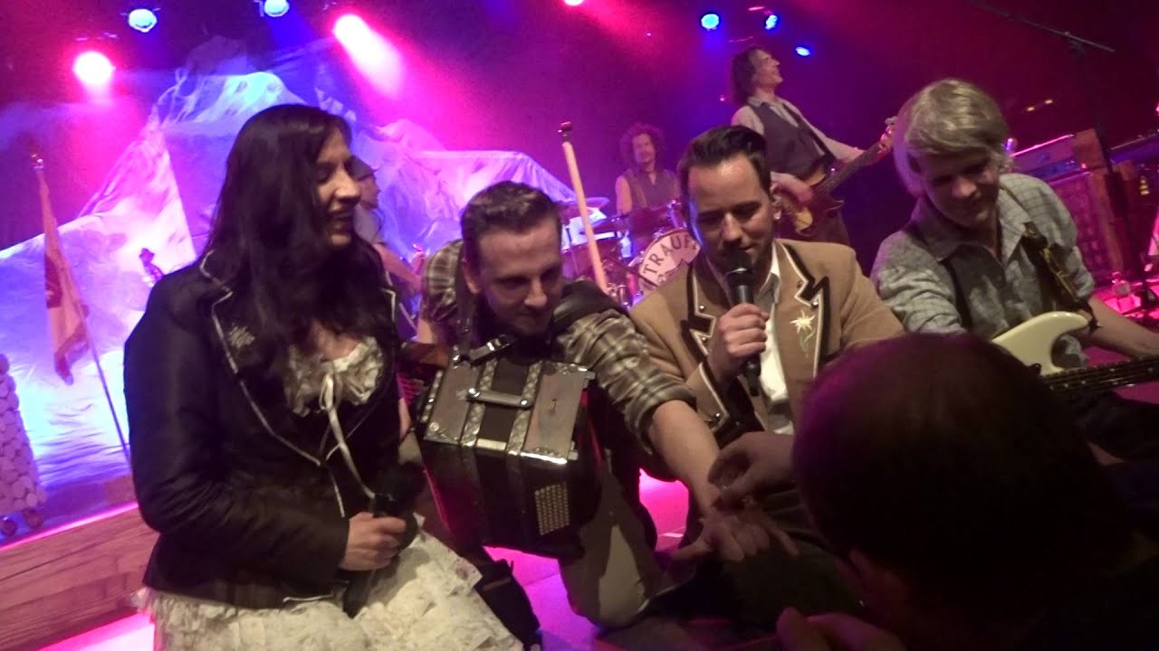 Trauffer - Sennesinger - 06/02/2016 @ das Zelt Lenk