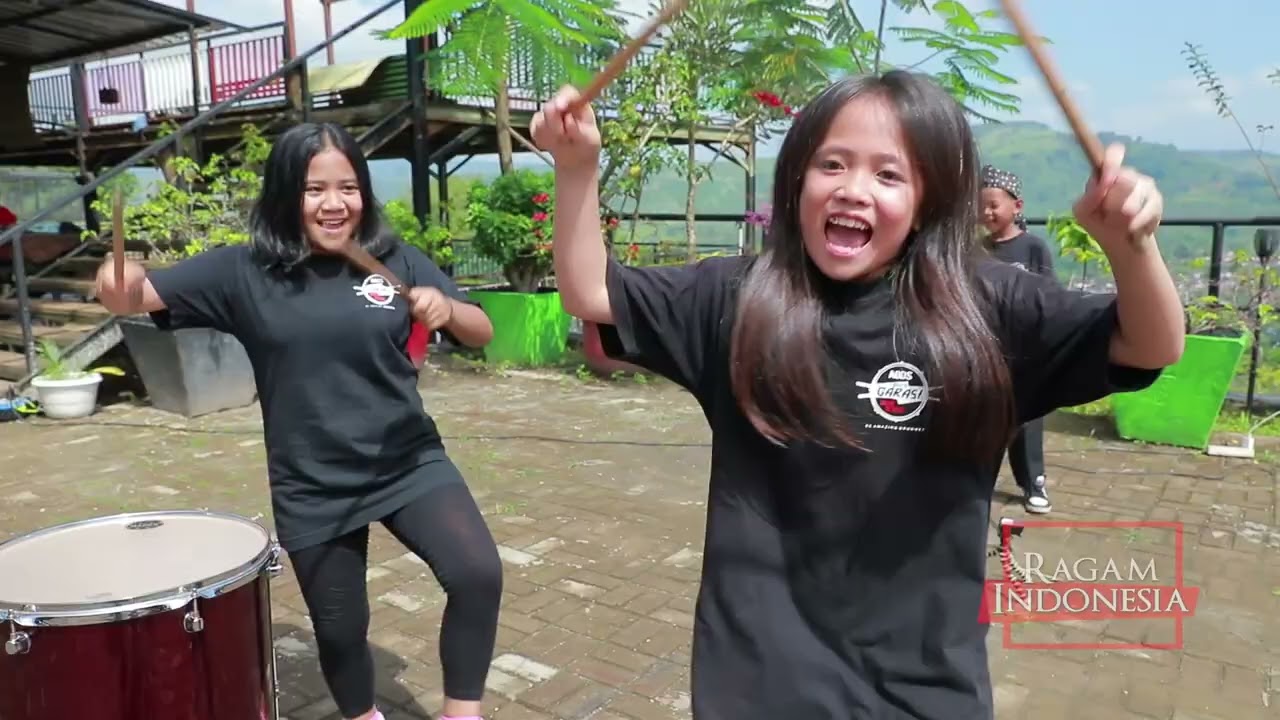 AGDS student PERFORM at RAGAM INDONESIA TRANS7