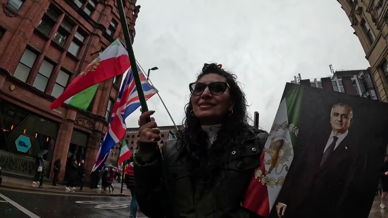Ah, Manchester!…, rainy, protesty and predictable!. 