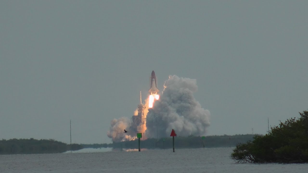 Launch of STS-134 Space Shuttle Endeavour OV-105