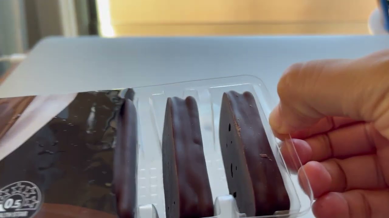[Short review] Arnotts Tim Tam Deluxe Chocolate Biscuits Dark Choc Mint 팀탐 타크 민트 초코