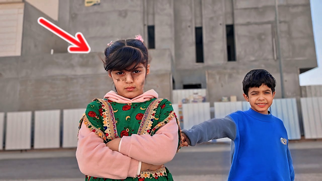 فيلم يطردون  البنت الفقيرة !!