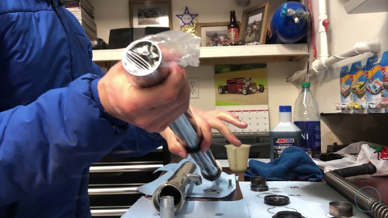 Suzuki Boulevard C50 Fork Rebuild