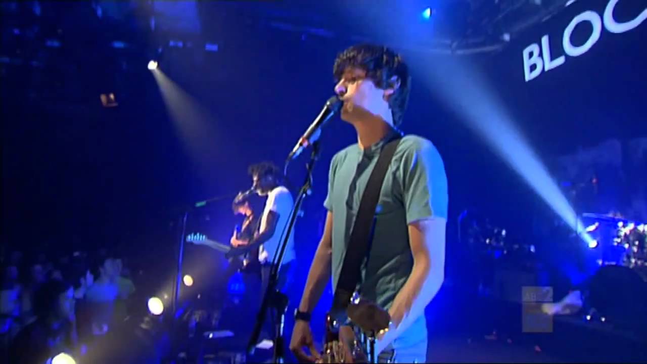 Bloc Party - Two More Years [Live at JTv ABC] HD
