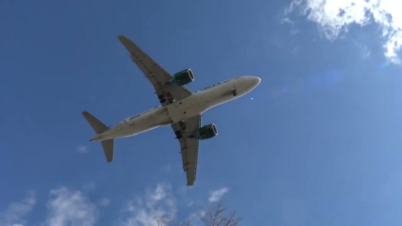 20 overhead landings at Philadelphia International Airport - A35K, B788