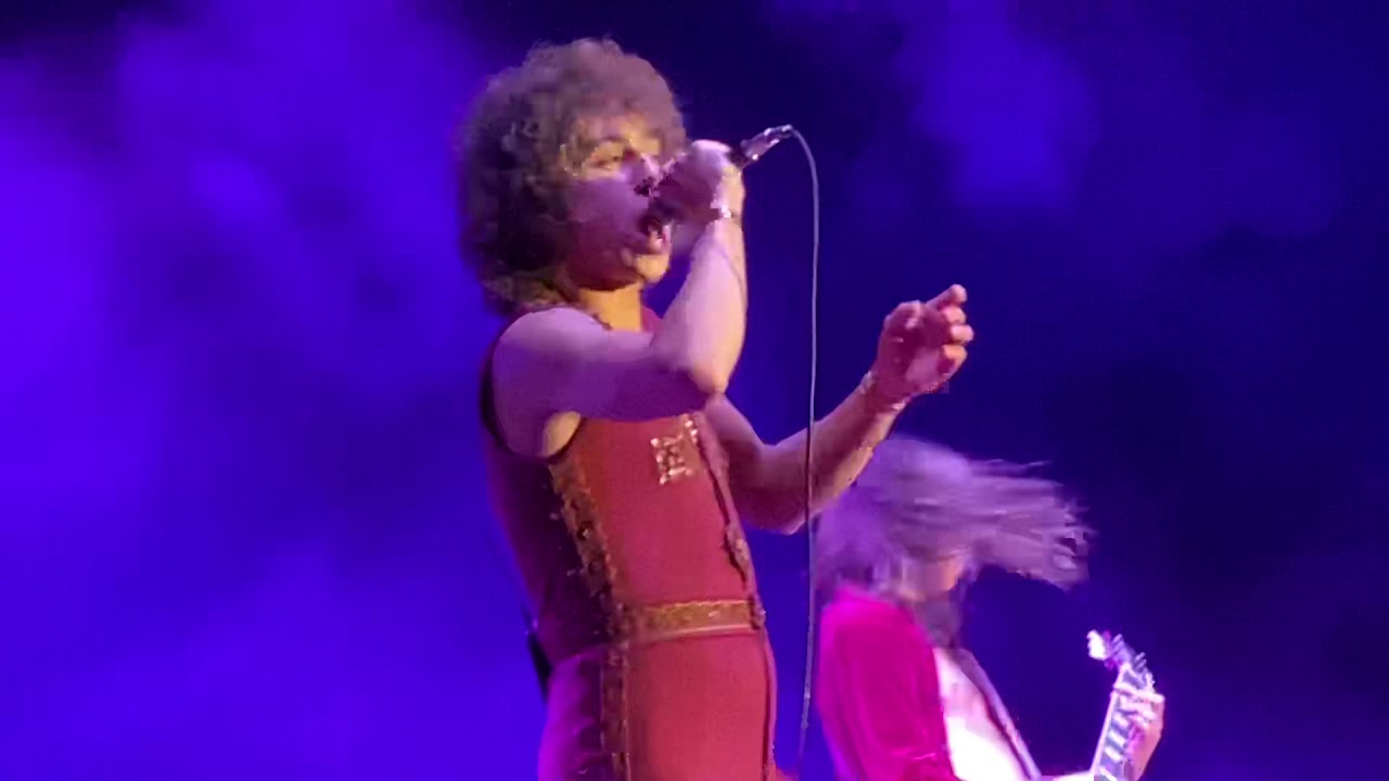 Greta Van Fleet - Black Smoke Rising - 9/30/19