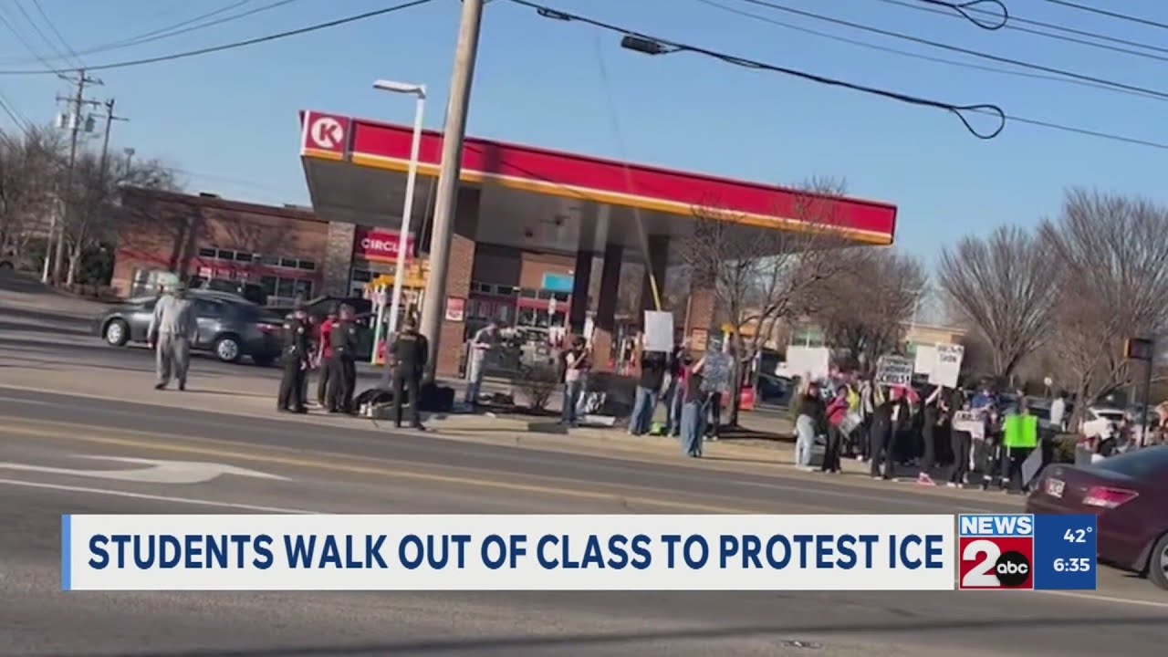 TN students walk out of class to protest ICE
