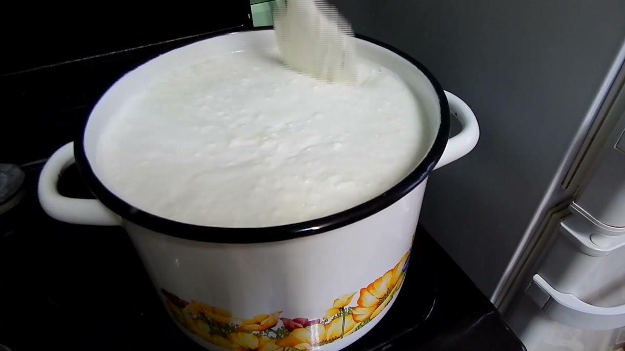 Приготовление домашнего творога из козьего молока.