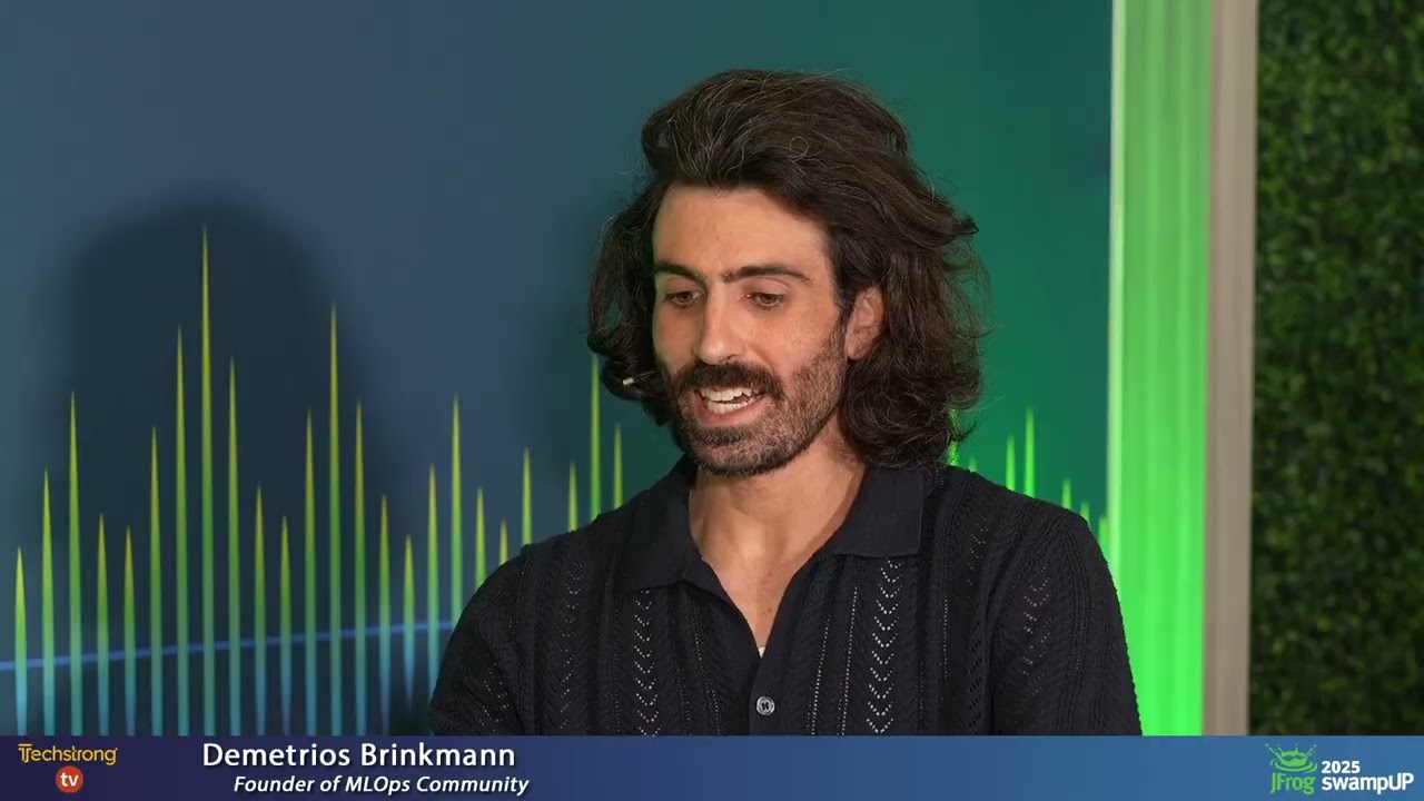 Demetrios Brinkmann o budowaniu niezawodnych system&oacute;w oceny dla MLOps | swampUP 2025