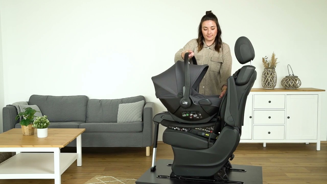 Britax Römer BABY-SAFE CORE | Installation