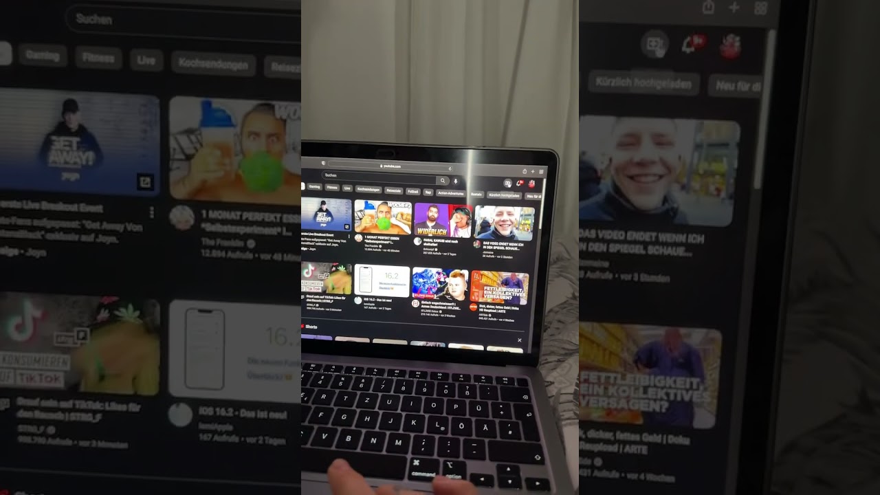Wie l&auml;dt ein Youtuber Videos hoch?