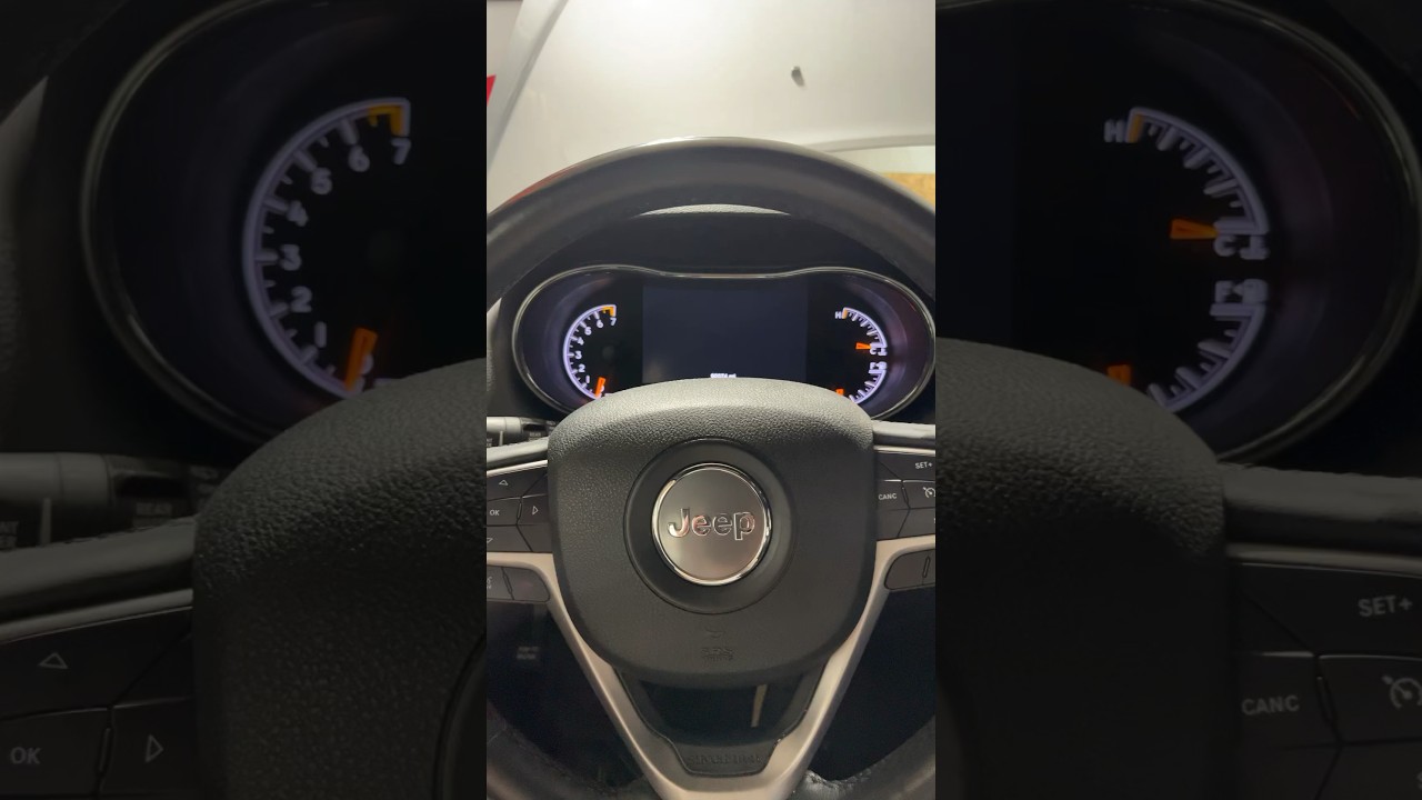 🔥 Сброс срока службы масла в Jeep Grand Cherokee 2018 года 🛠️ #автомобиль #механика #jeep #тренд