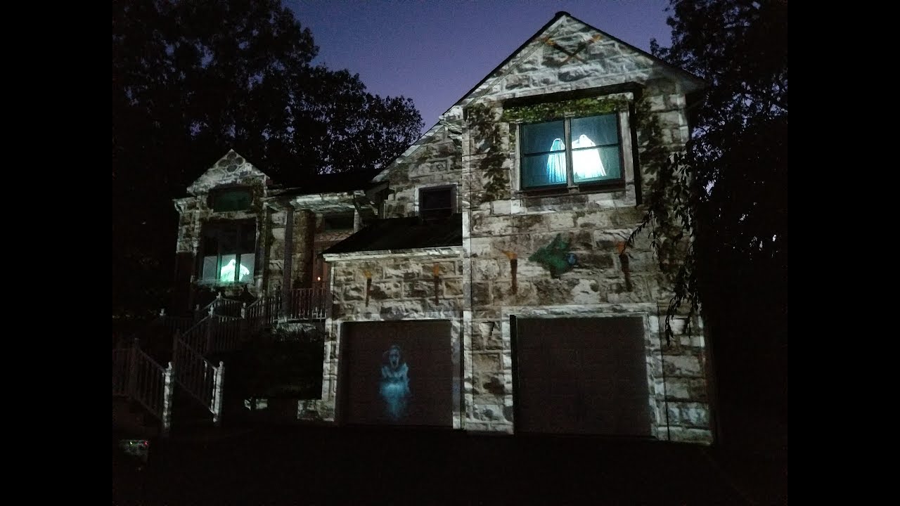 2017 Halloween house projection mapping Atmosfear FX BenQ projectors