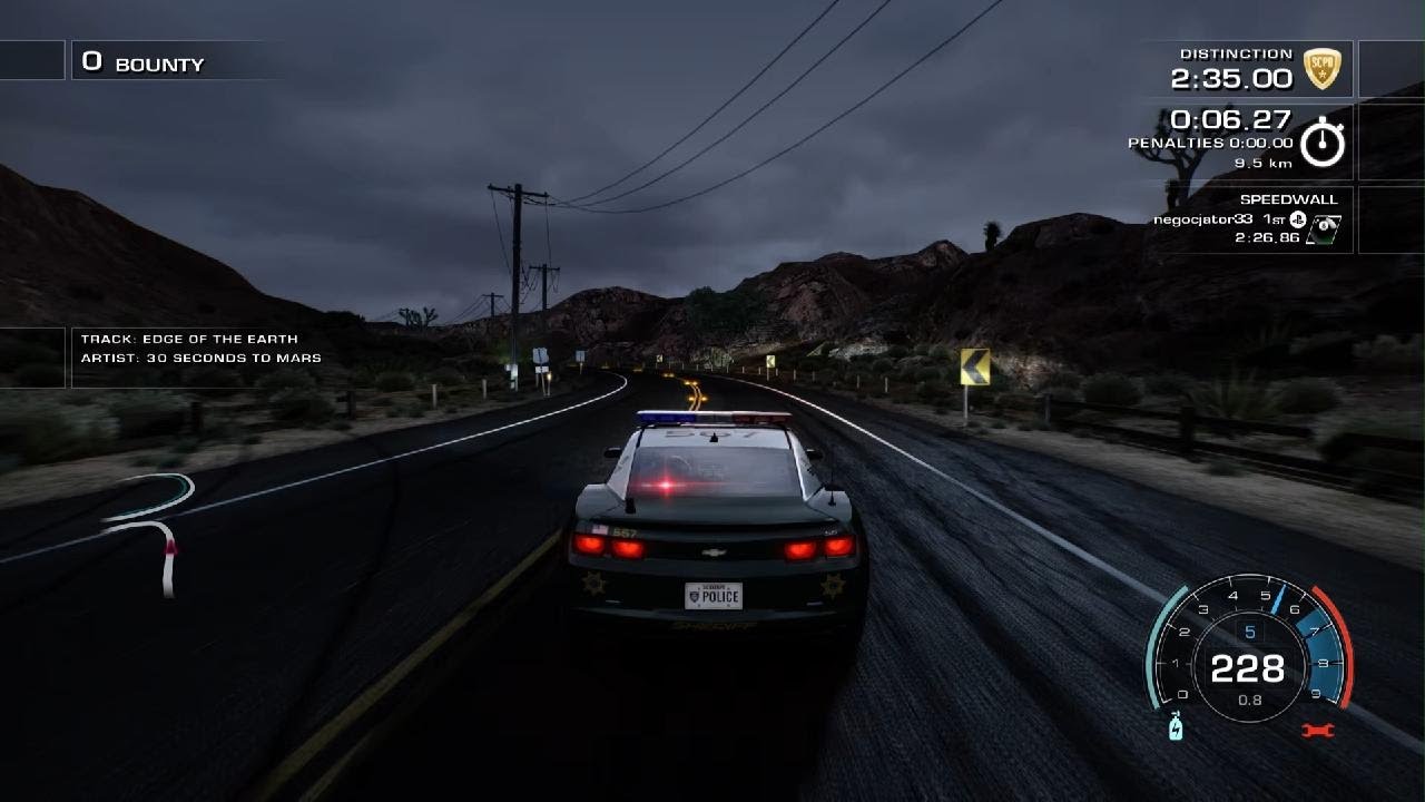 Playing Need for Speed Hot Pursuit