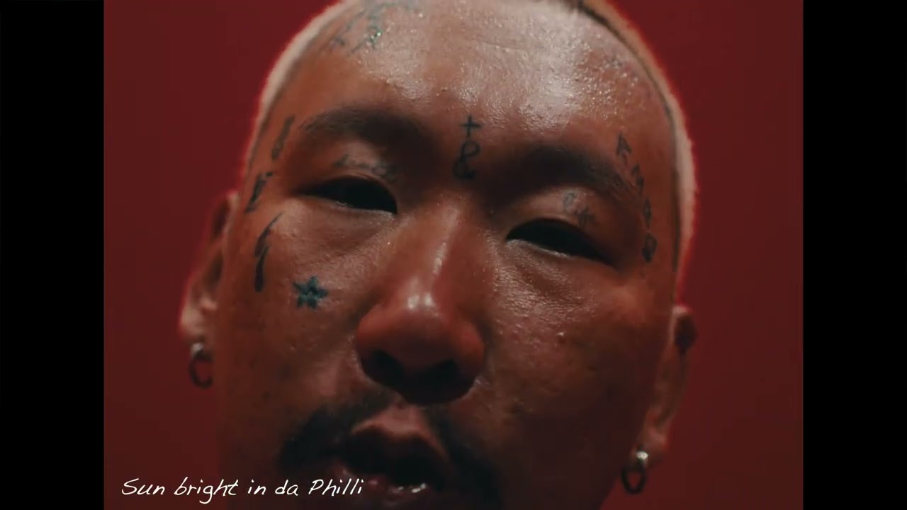 嫩桃弟弟《Trap Chigga》Official Music Video #文艺复兴 #东北说唱 #中文饶舌 #华语嘻哈 #DBC东北岸 @DongBeiCoast