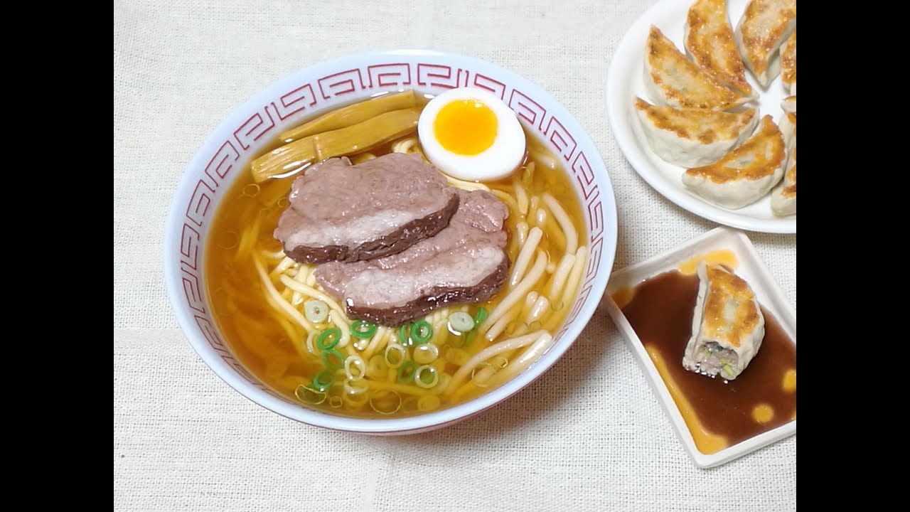 樹脂粘土で油が浮いてるように見えるラーメンを作ってみました (Noodles made of clay)