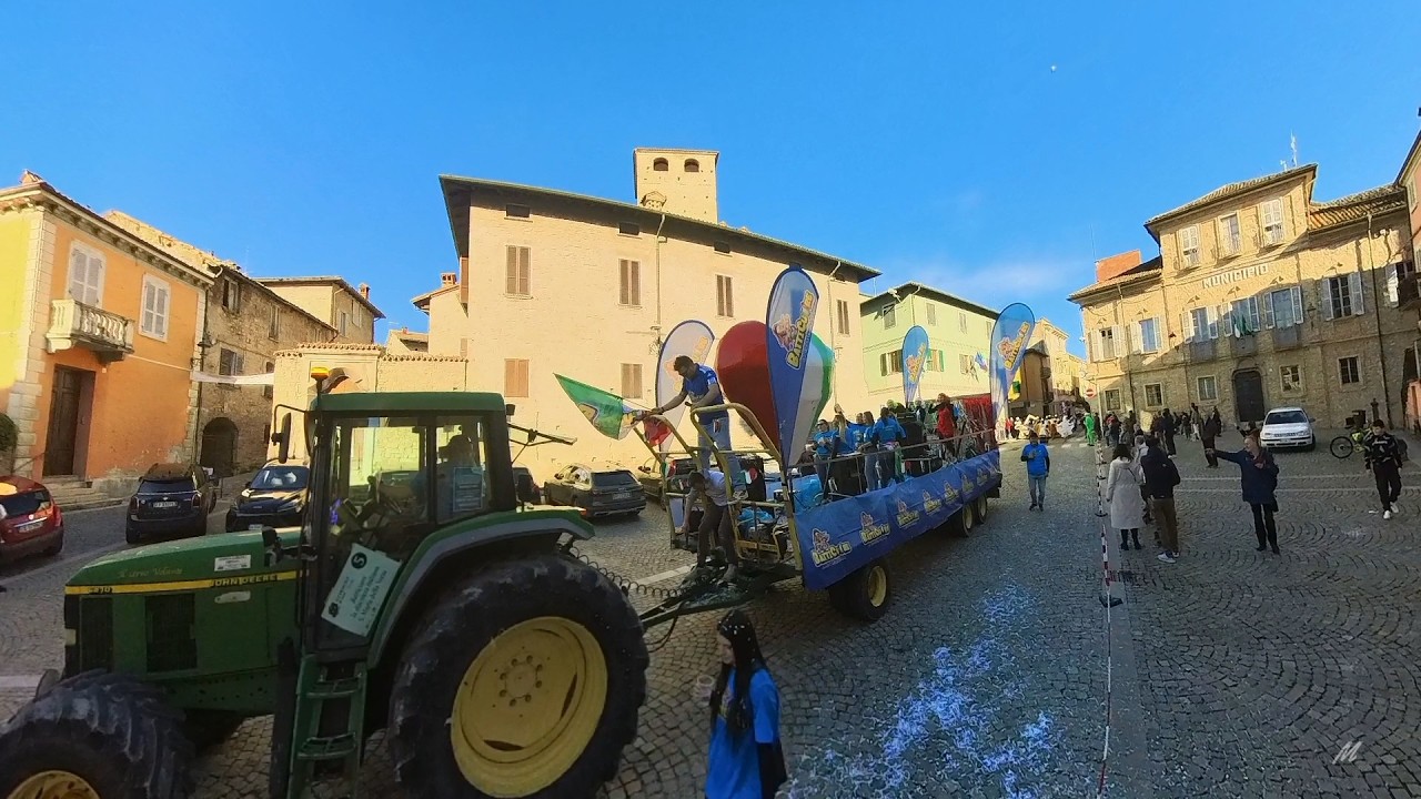 Storica sfilata di  carri di carnevale nel borgo di Varzi 2026