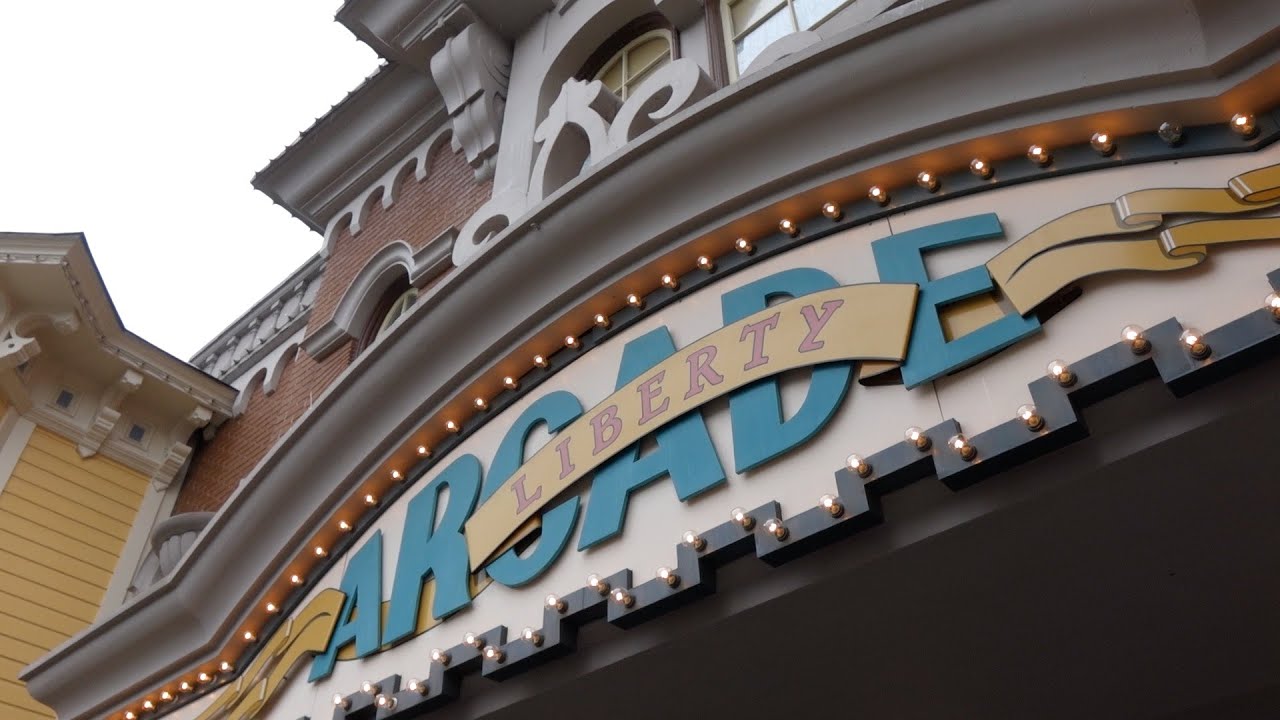 Liberty Arcade Walk Through at Disneyland Paris