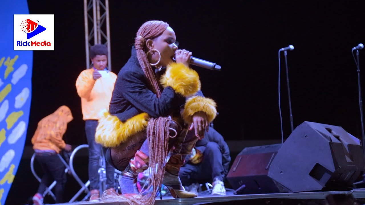 ROSA REE Alivyowapagawisha WANAUME wa DODOMA Jukwaani - NANDY FESTIVAL DODOMA