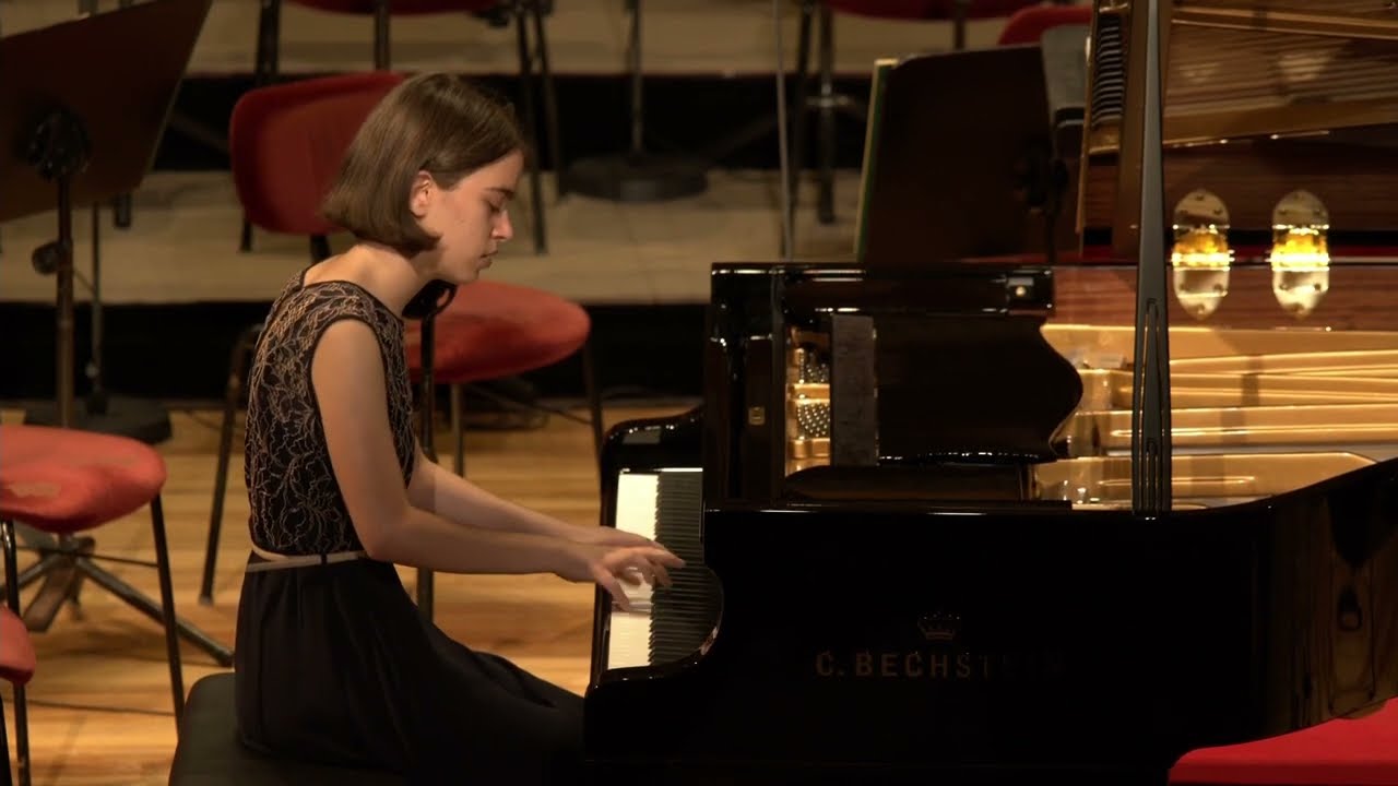 Beethoven: Sonate Nr. 3 op. 2 Nr. 3 & Liszt: Transzendentale Etüde Nr. 5 - Ildikó Rozsonits